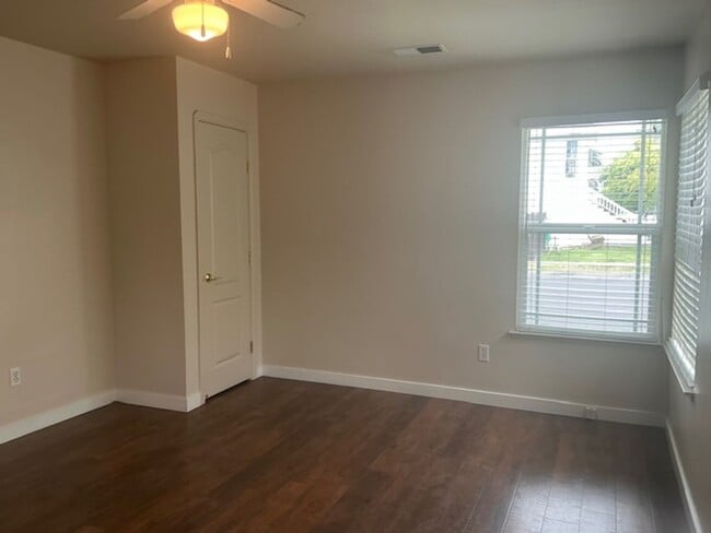 Photo - DOWNTOWN PLEASNTON Home with WASHER AND DRYER - 1 CAR GARAGE