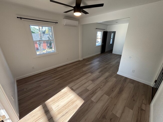 Photo - 150 S Nekoma Ave Unit D