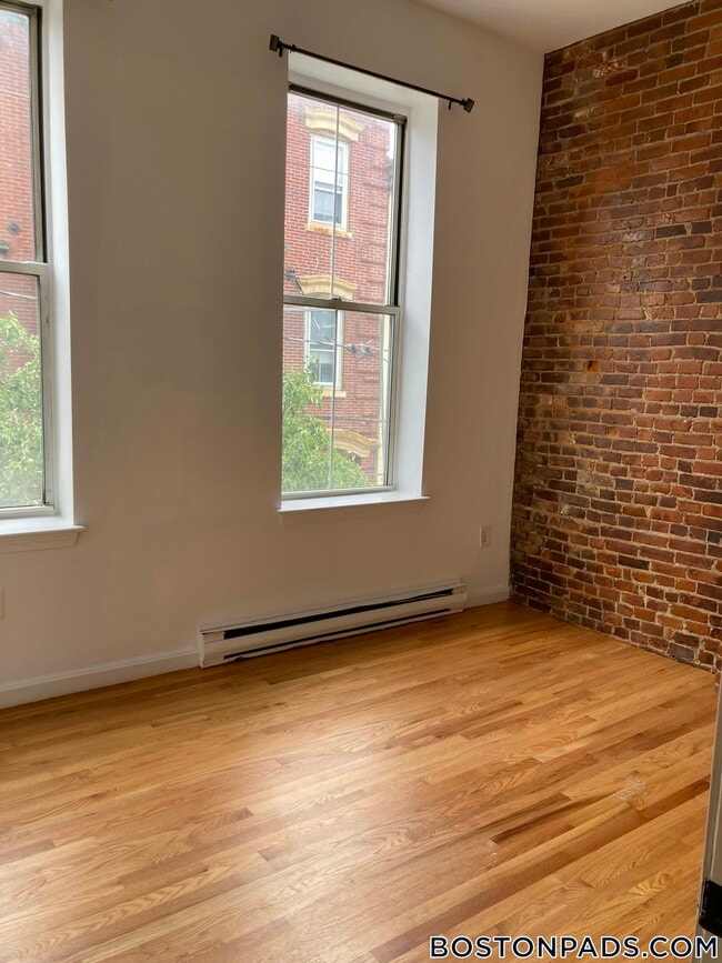 Photo - 7 Pembroke St Unit 3