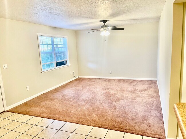 Photo - 501 Goodwin Ave Unit F