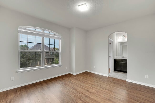 Photo - 1549 Sonnet Dr