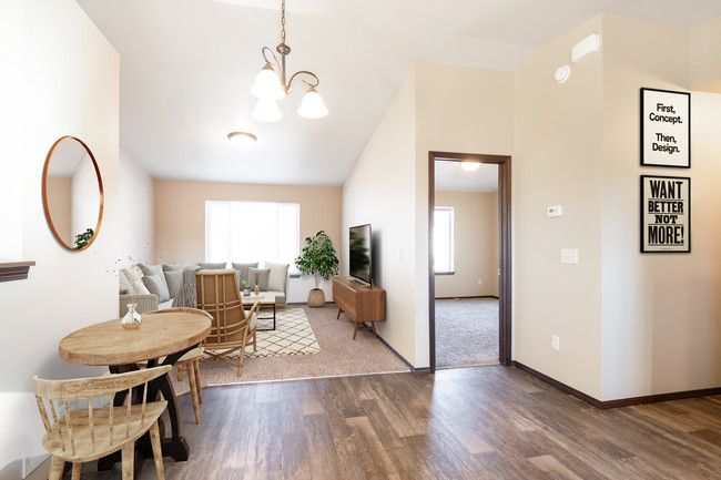 1-Bd upstairs - West Pointe Commons Apartments
