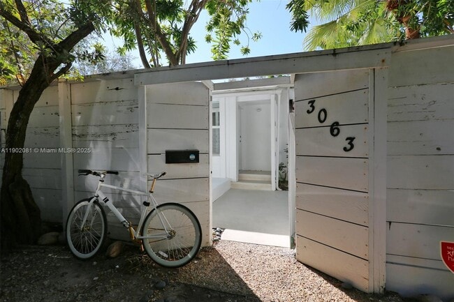 Photo - 3061 Oak Ave Unit 3063