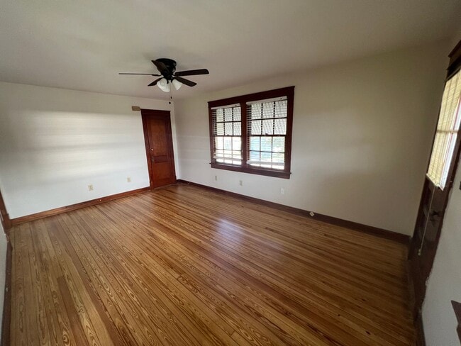 202 Hamilton Ave