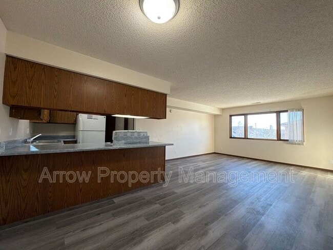 Photo - 539 N 24th St Unit 8