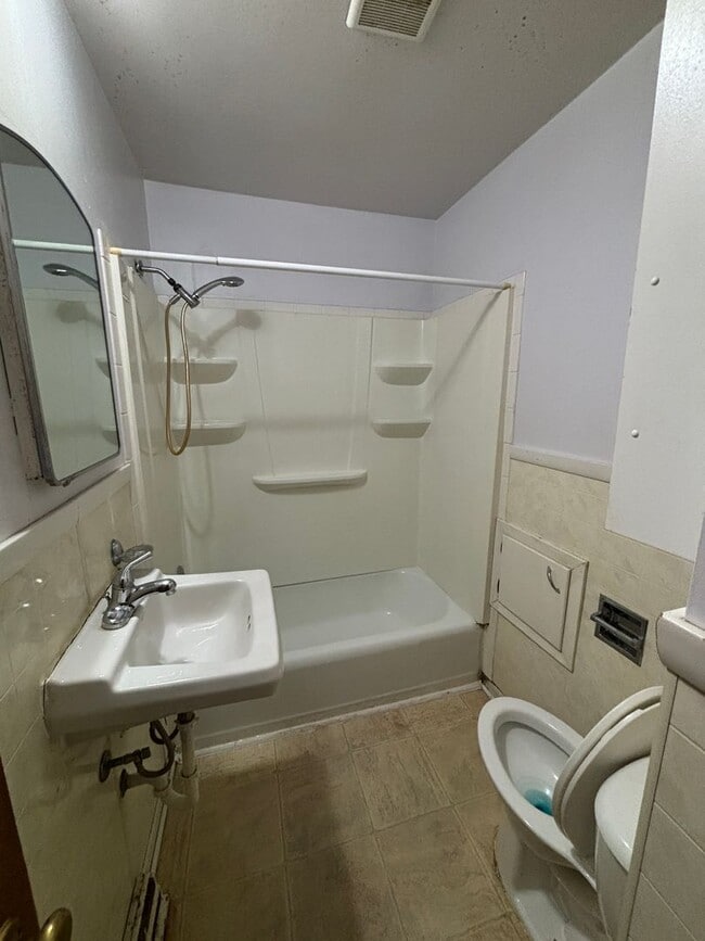 Photo - 2 Bedroom, 1 bathroom home in Waterloo
