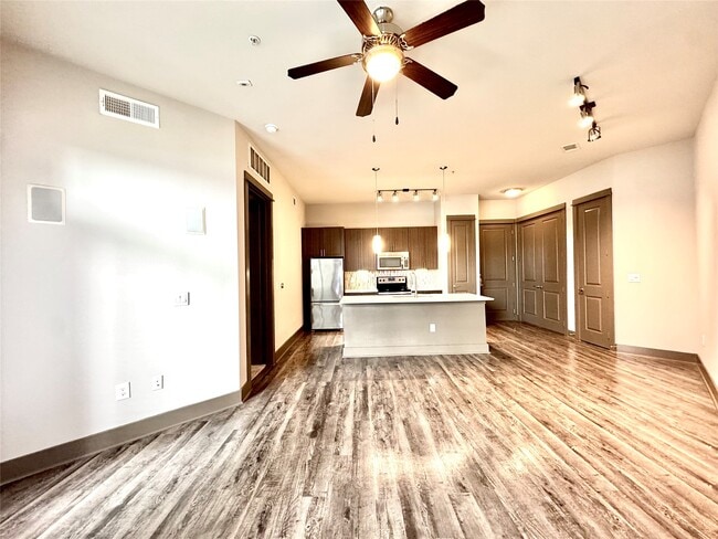 Photo - 5454 Washington Ave Unit 3314