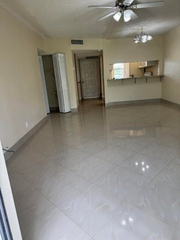 Photo - 9921 Three Lakes Cir