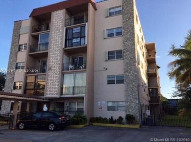 Photo - 3640 NW 9th St Unit 509