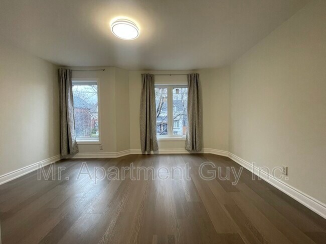 Photo - 88 Clyde St