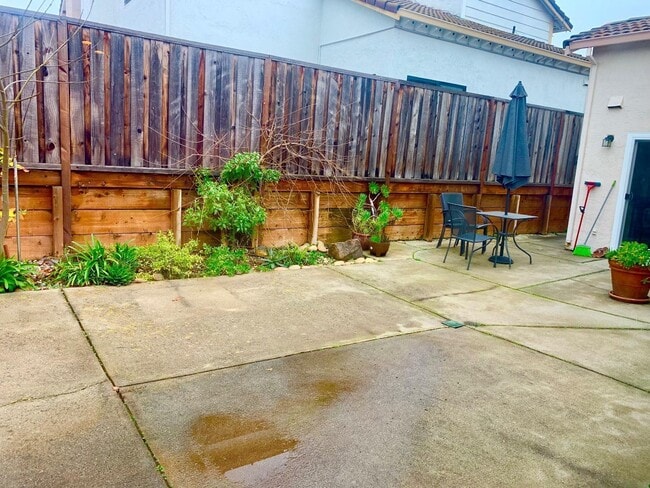 Photo - 1086 Big Sur Dr