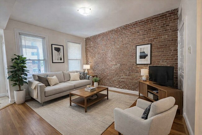 Building Photo - 52 Ashford St Unit 2