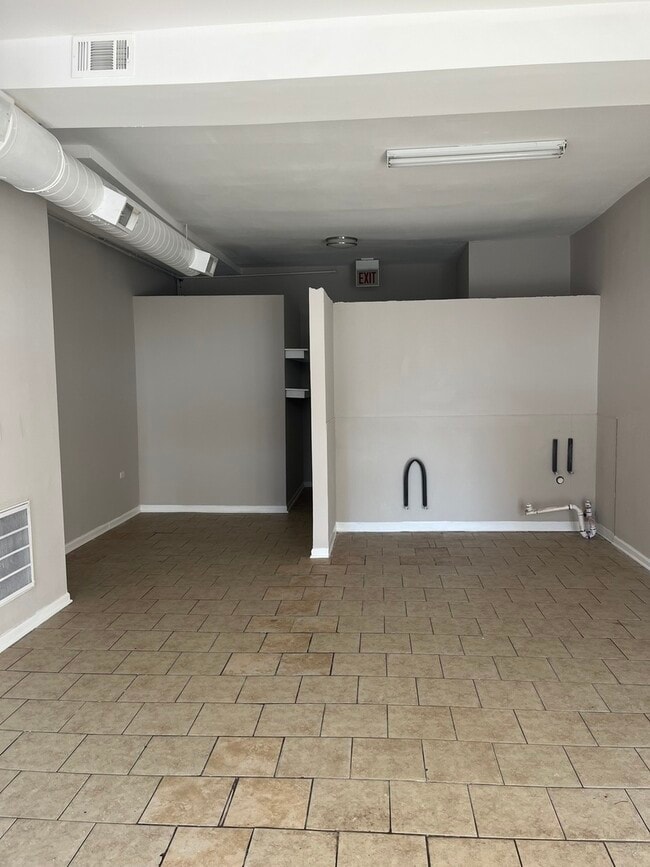 Photo - 2744 N Laramie Ave Unit N