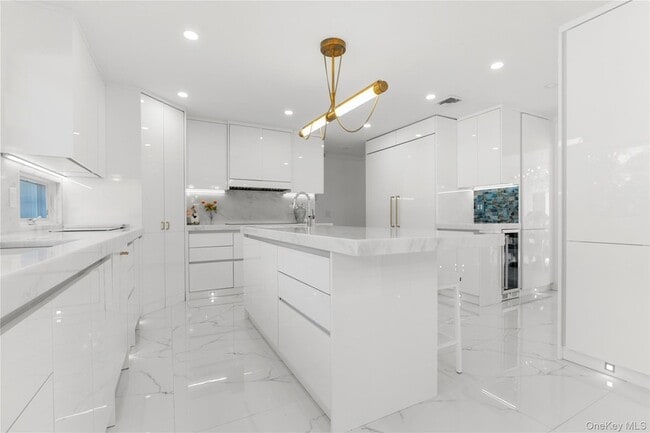 Photo - 28 Annandale Rd