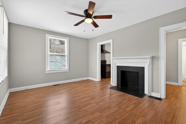 Photo - 109 Camp St