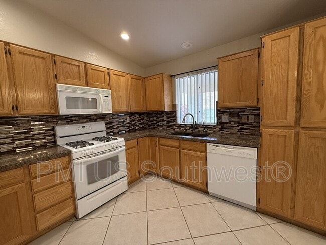 Photo - 4408 S Caitlan Ave