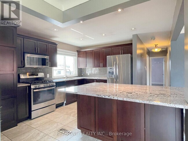 Photo - 138 Welbourn Dr
