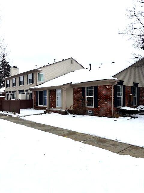 Building Photo - 41136 Northwind Dr