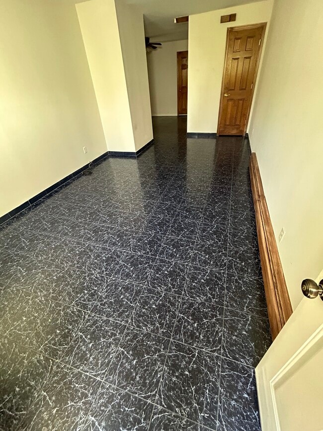Photo - 1115 130th St Unidad Beautiful one bedroom