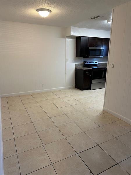 Photo - 3800 Riverside Dr Apartamento Unidad 3