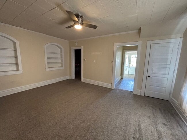 Photo - Kamineni-1070 Luzerne Street Unidad Kamineni 1070 Luzerne Street, Apt. #1