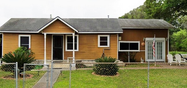 231 Ferris Ave