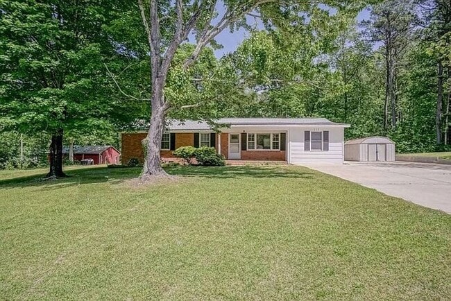 Building Photo - 112 Old Meadowbrook Dr