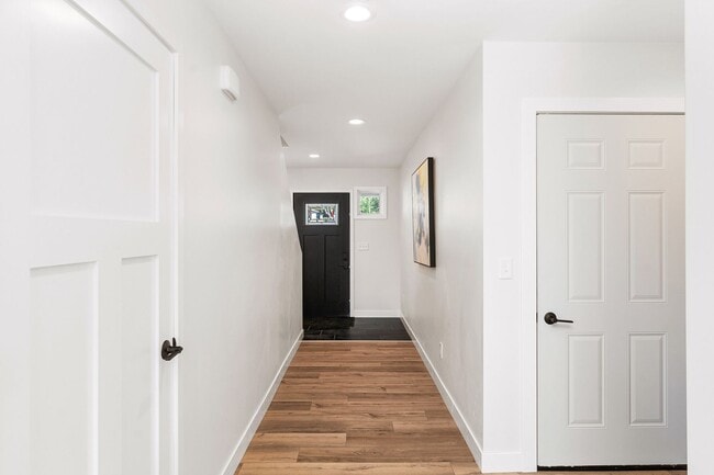 Photo - AVAILABLE November! -  3 Bed 3 Bath brand ...