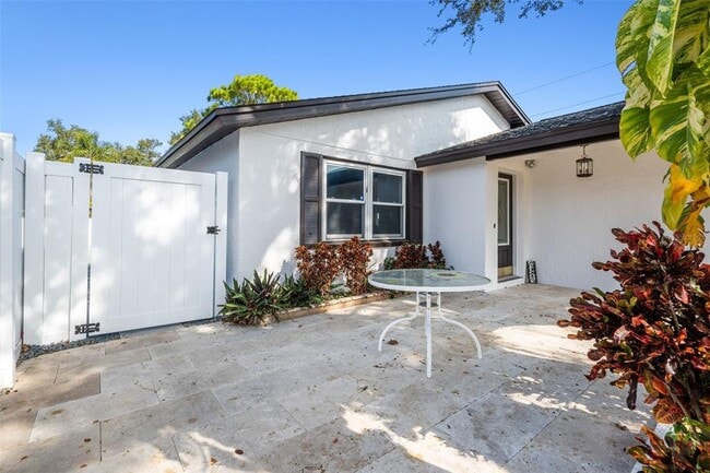 Photo - 10187 122nd Ave N