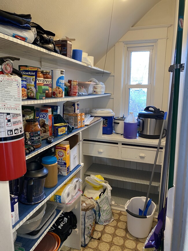 Photo - 15 E 10th St Unit 3