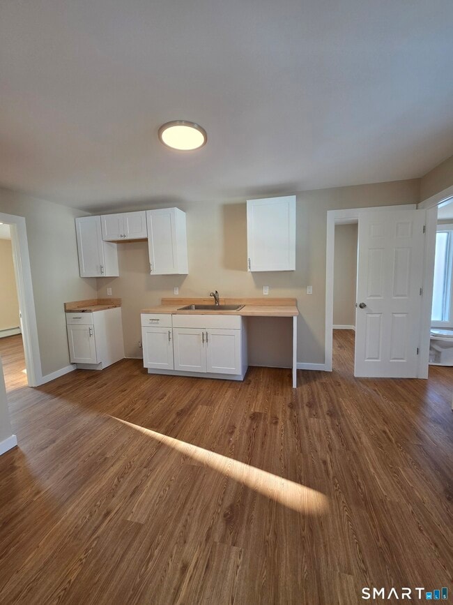 Photo - 14 Smith St Unit 2