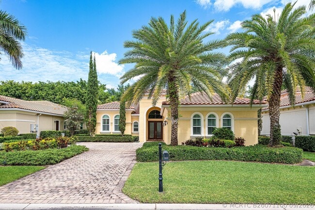 12121 Sunnydale Dr