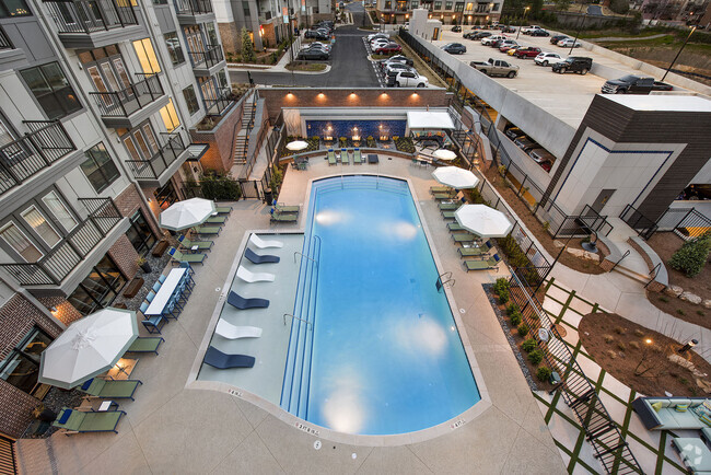 Building Photo - Siena Suwanee Town Center Rental