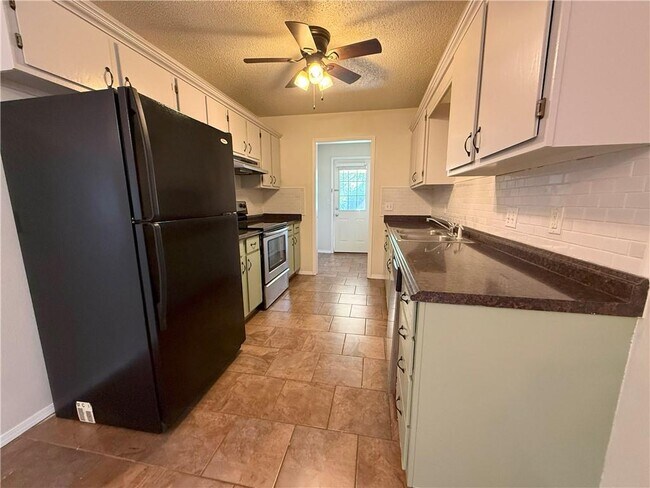 Photo - 1903 S 18th St