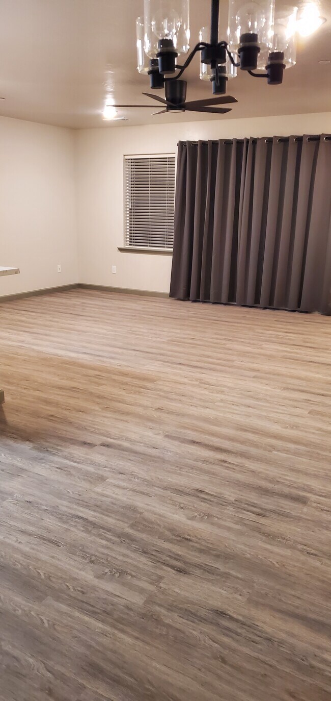 Photo - 257 Hodgson St