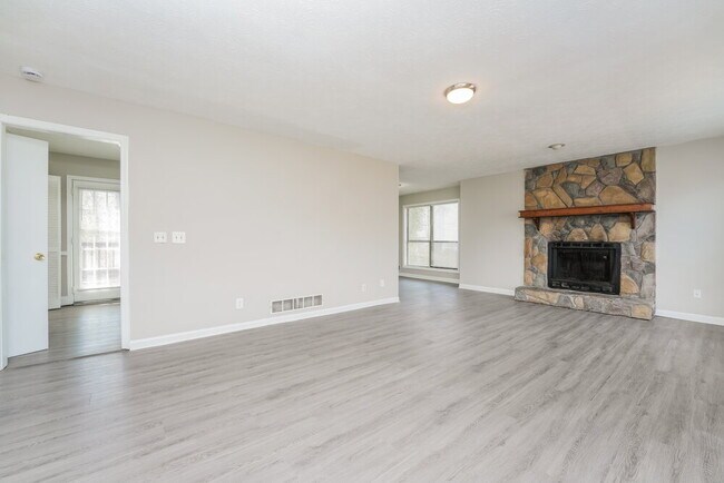 Photo - 4352 Hidden Bluff Way