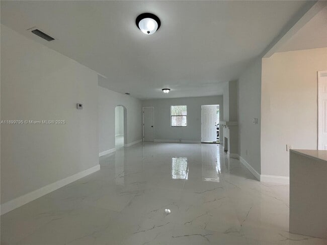 Photo - 7631 NW 4th Ave