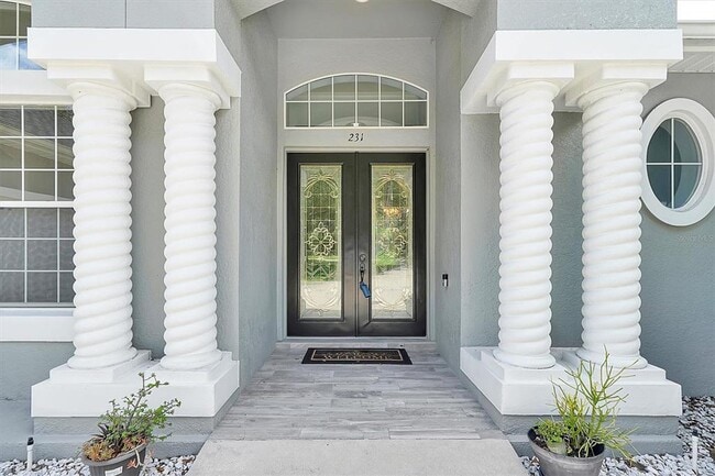 Photo - 231 Lakay Pl