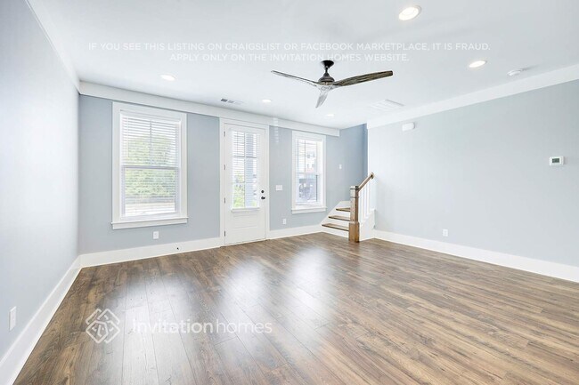 Photo - 1216 49th Ave N