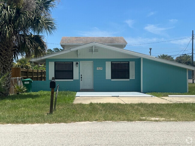 Building Photo - 1529 Espanola Ave Rental