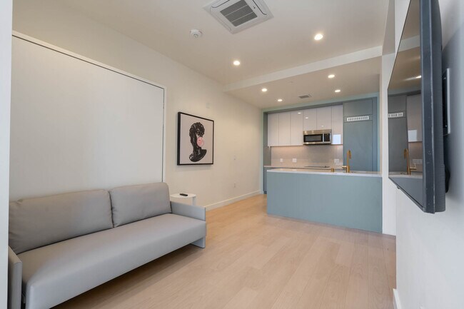 Photo - 6401 Wilshire Blvd Unit 1211C