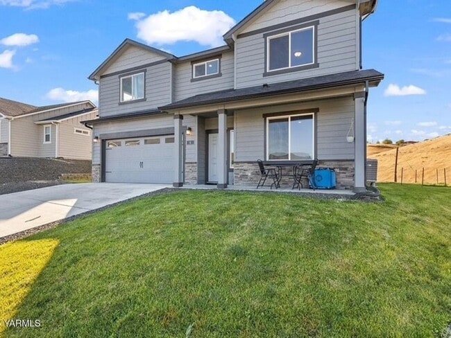 Building Photo - Non-Refundable & Security Deposit Total: $2395.00