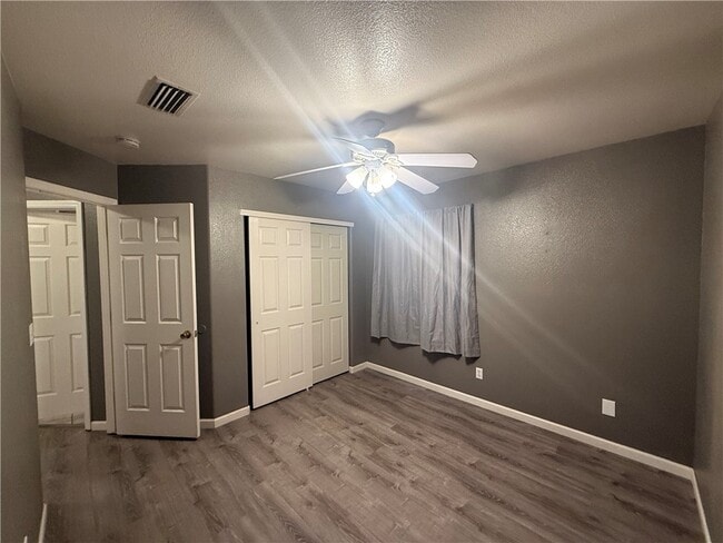 Photo - 2844 Lovin Ave