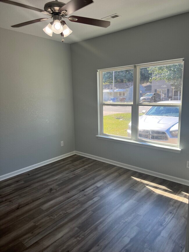 Photo - 2116 Weber Ave