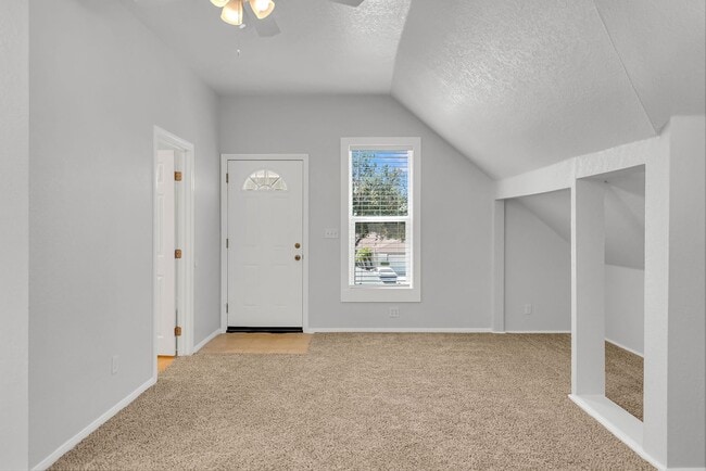 Photo - Charming Upstairs Unit near Riverside Plaza