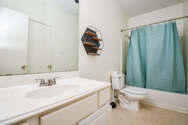 Photo - 9641 Weldridge Dr