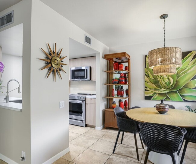 Photo - Ramona Villas,unfurnished,Long Term Unit 2