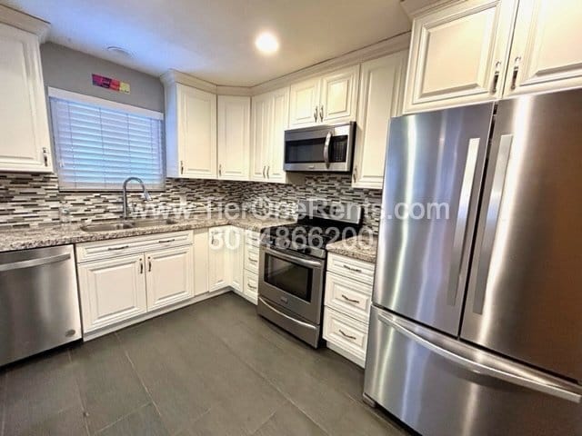 Photo - This property offers a NO DEPOSIT option available for qualified renters!