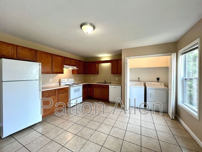 Photo - 4 Zell Ln Unit Apt C