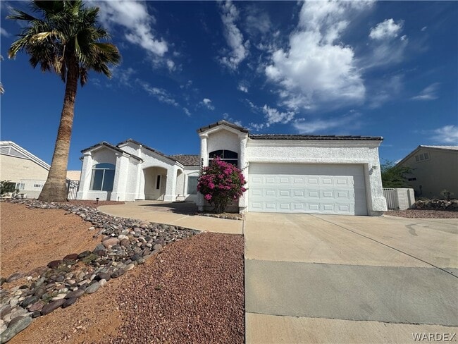 Building Photo - 3323 N Ridge Ave